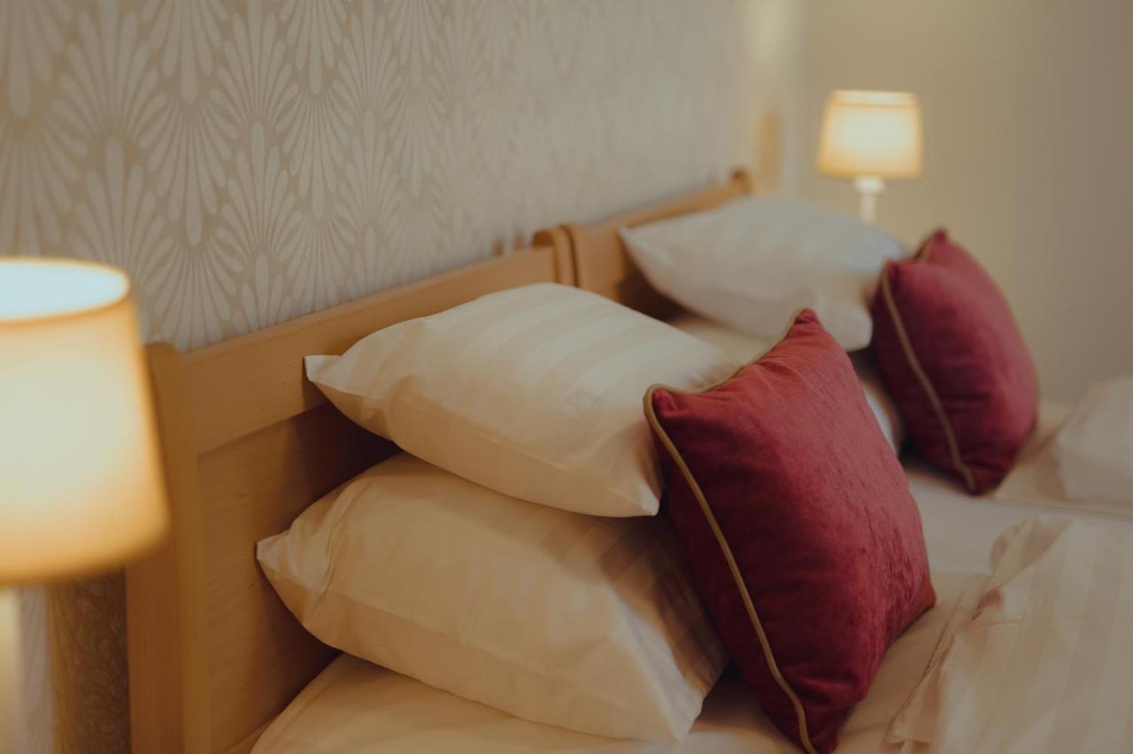 Brigaderos Hotel Brigadir Borsi المظهر الخارجي الصورة
