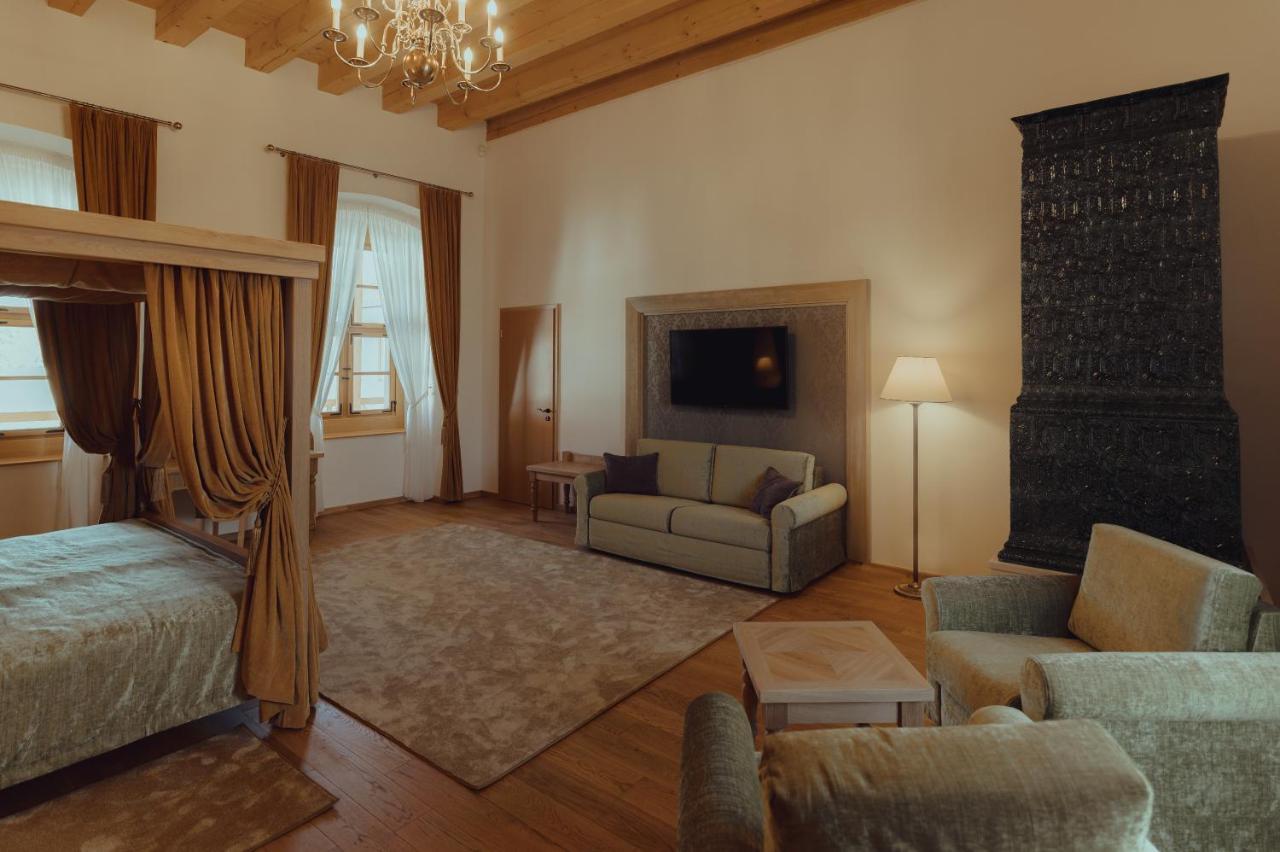 Brigaderos Hotel Brigadir Borsi المظهر الخارجي الصورة